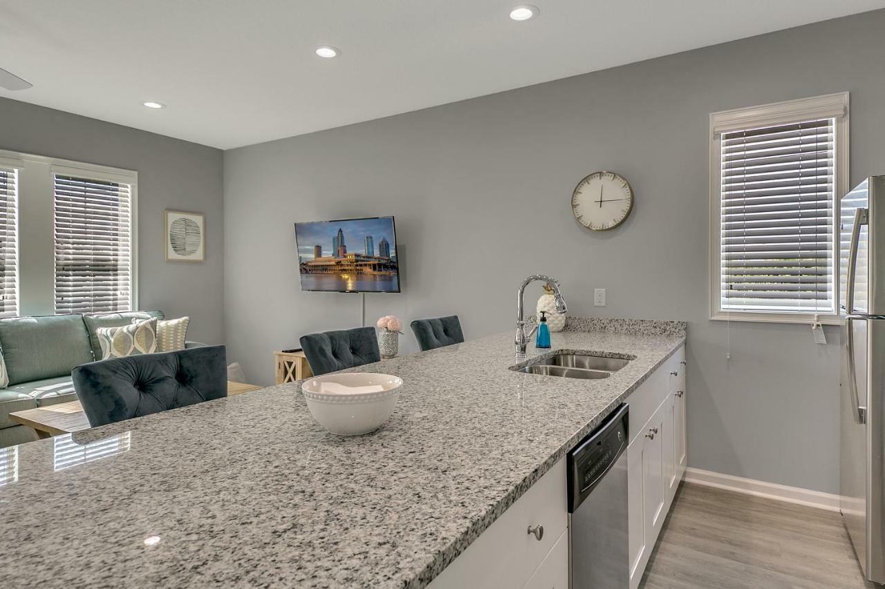 New 3/2 Duplex Minutes From Heart Of Tampa -Unit B公寓 外观 照片